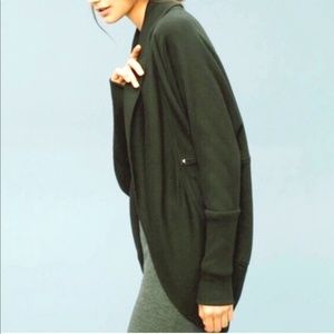 ARITZIA WILFRED DIDEROT SWEATER COCOON IN BLACK